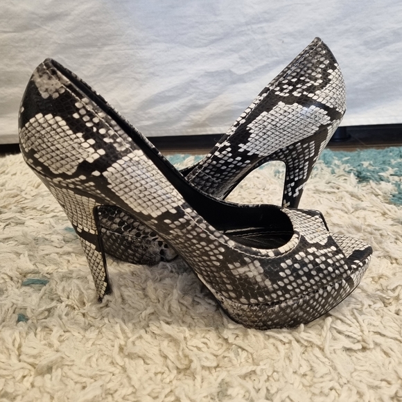 Aldo snake print shoes size 39 - Picture 1 of 4